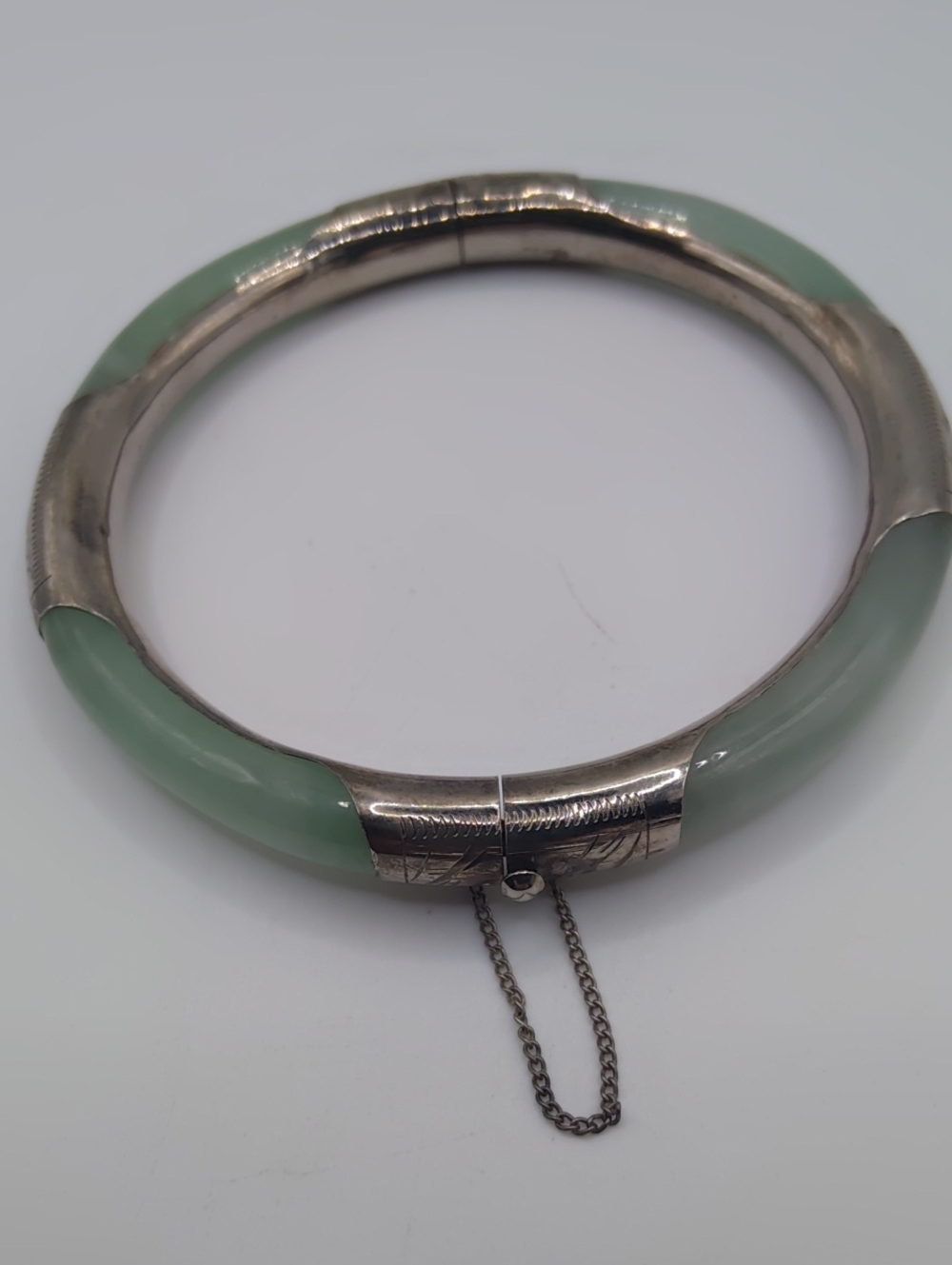 925 Nephrite Jade Clamper Bracelet With Safety Chain Sz 7 - Picture 5 of 10